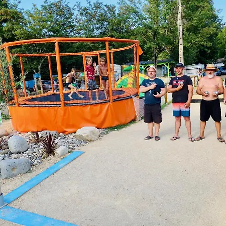Paradis Family Des Issoux Campsite *