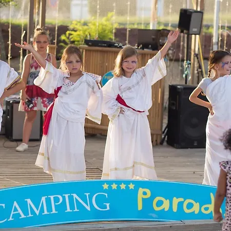 Paradis Family Des Issoux Campsite *