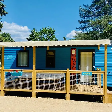 Paradis Family Des Issoux Campsite