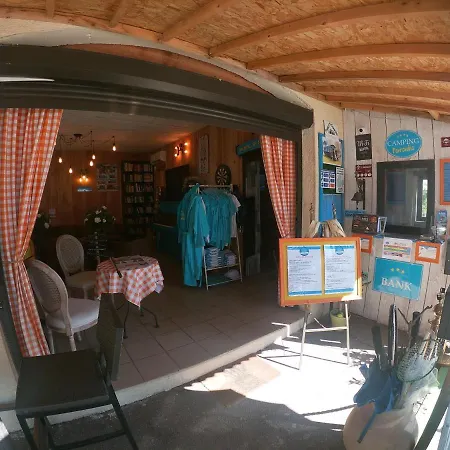 Camping Paradis Family Des Issoux *